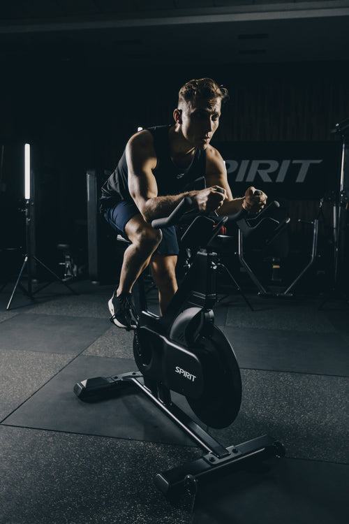 Spirit SBC800 · Bicicleta indoor con resistencia electromagnética – foto 8